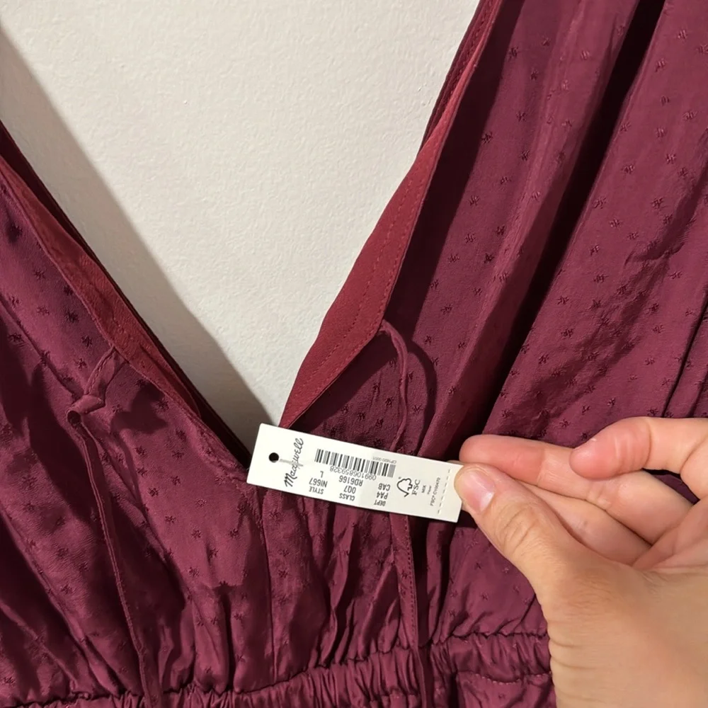 NEW • Madewell • Women’s Jacquard Deep-V Ruffled Jumpsuit Burgundy Red Large - Picture 5 of 5